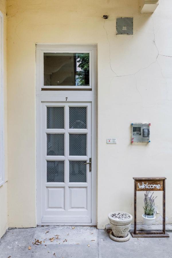 Lavender Apartment Budapesta Exterior foto